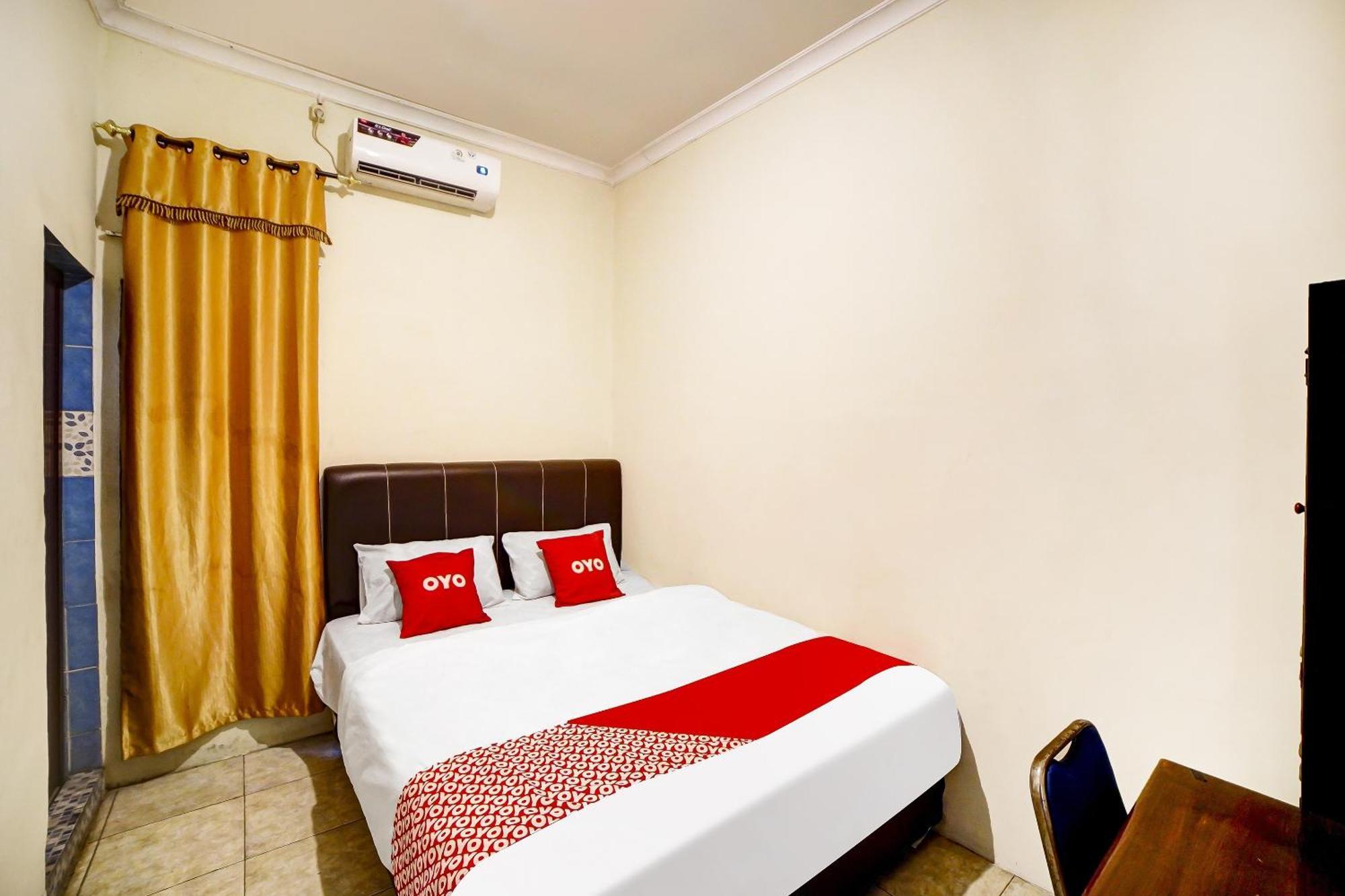 Oyo 91199 Felicia Homestay Medan Bagian luar foto